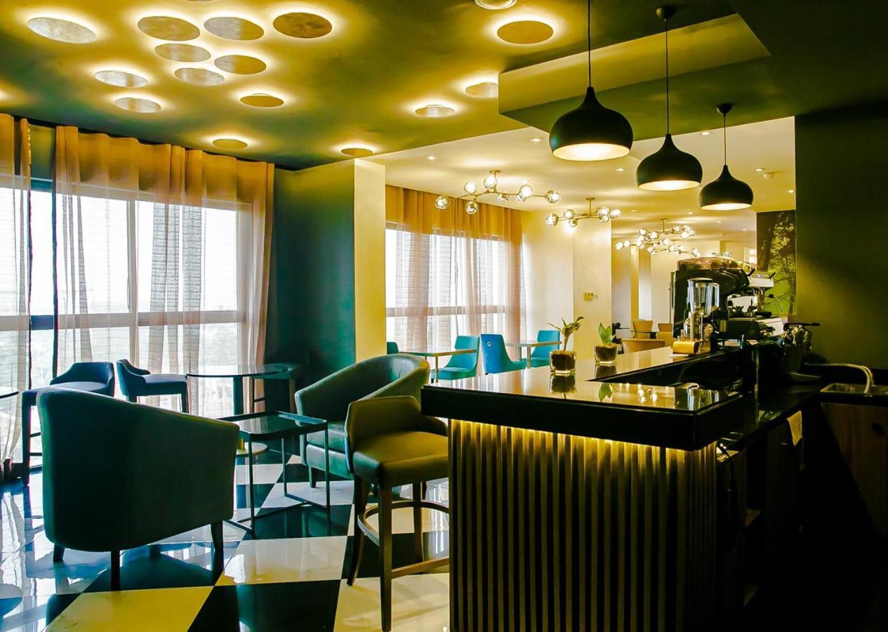 Royal Residences By Design Union Aliayabiagba Eksteriør billede